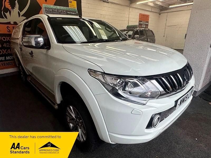 Used Mitsubishi L200 2019 White Pickup