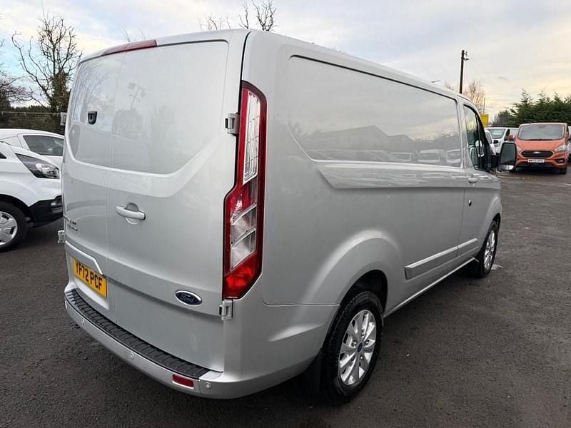 Used Ford Transit Custom Limited 130 HP (95 kW) 2022 Silver Van