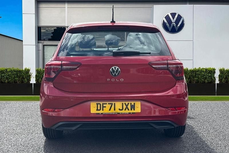 Used VW Polo Style 95 HP (69 kW) 2022 Red Hatchback