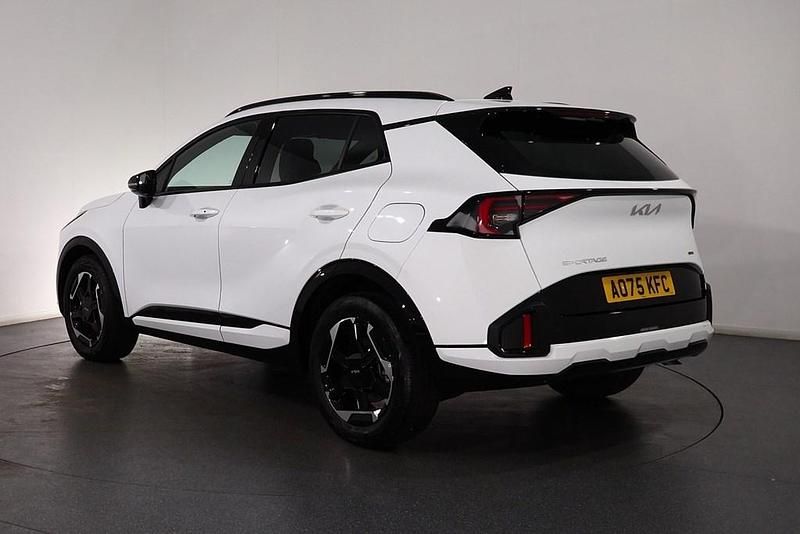 New Kia Sportage GT-Line 2025 White SUV