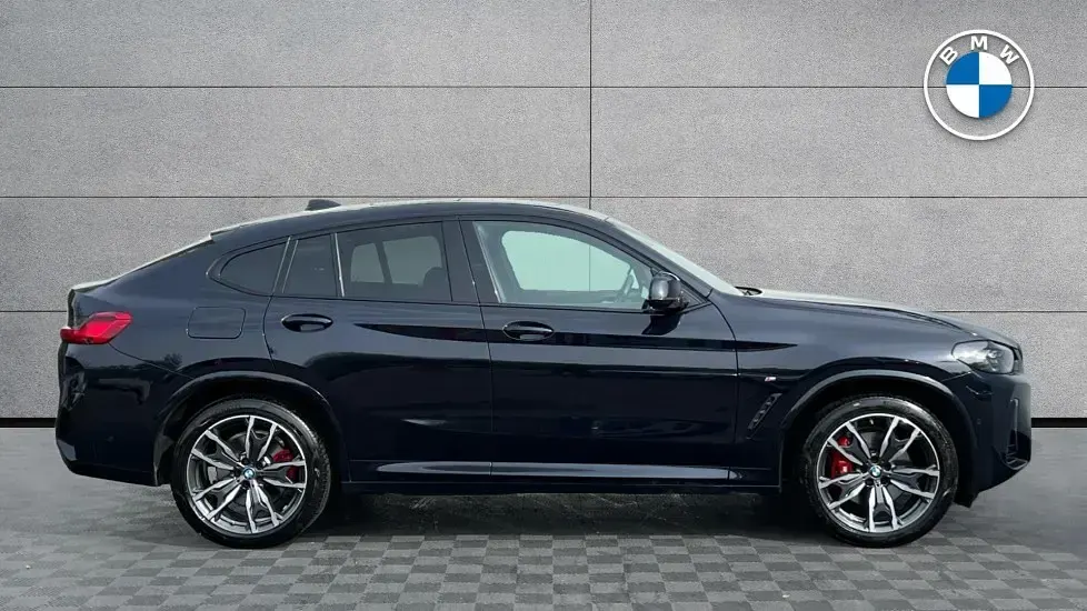 Usado BMW X4 M Sport 190 CV (139 kW) 2025 Negro SUV