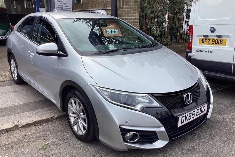 Silver Used 2015 Honda Civic SE Plus Hatchback | £5,995 (Good price) - Image 1/1