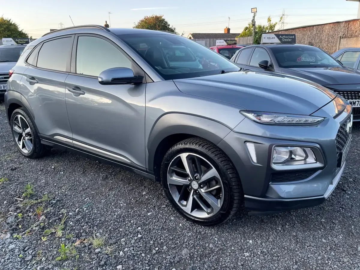 Second-hand Hyundai Kona Premium SE 120 CP (88 kW) 2018 Argintiu SUV