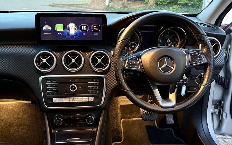 Used Mercedes A200 Premium 136 HP (100 kW) 2016 Silver Hatchback