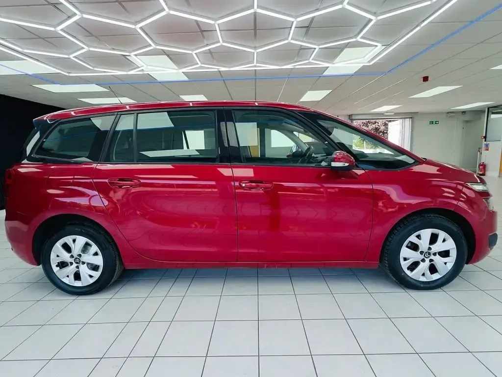 Used Citroën Grand C4 Picasso VTR Sport 2015 Red MPV