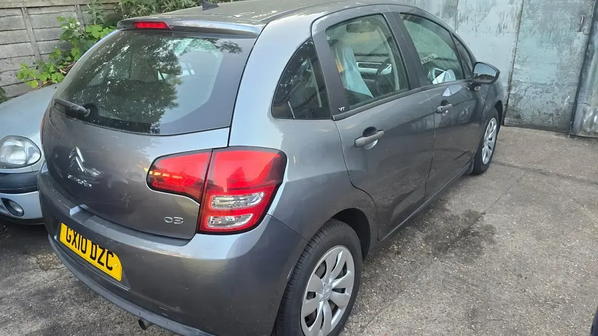 Used Citroën C3 75 HP (55 kW) 2010 Grey Hatchback