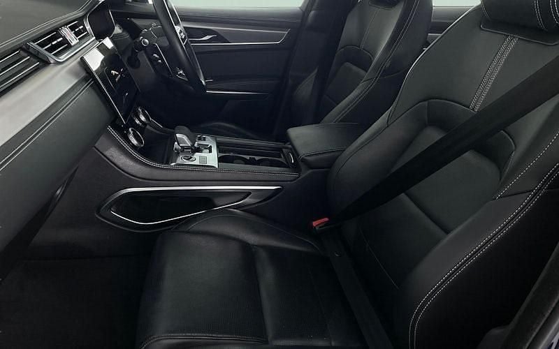 Used Jaguar F-Pace R-Dynamic 204 HP (150 kW) 2023 Blue SUV