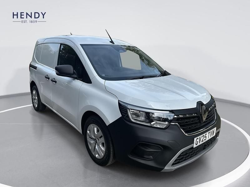 Mineral white New 2025 Renault Kangoo MPV | £16,499 (Good price) - Image 1/1