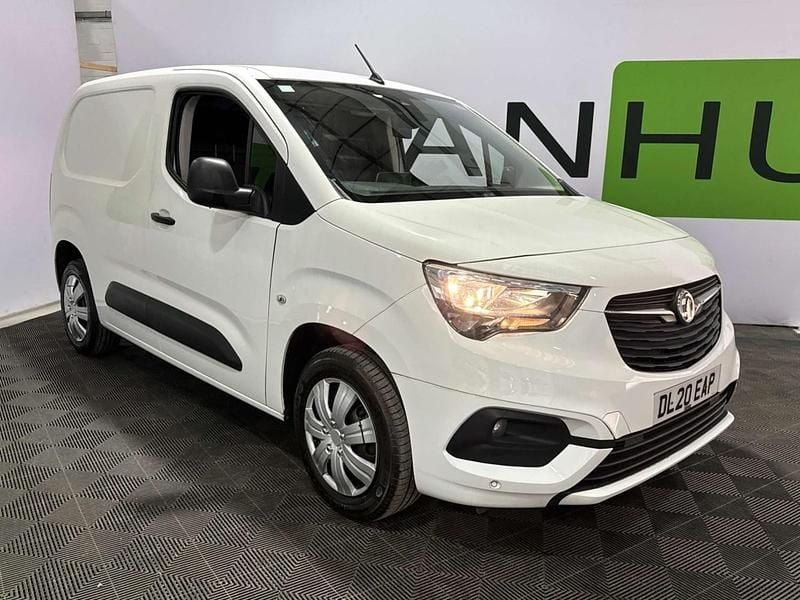 Used Vauxhall Combo Sportive 2020 White MPV