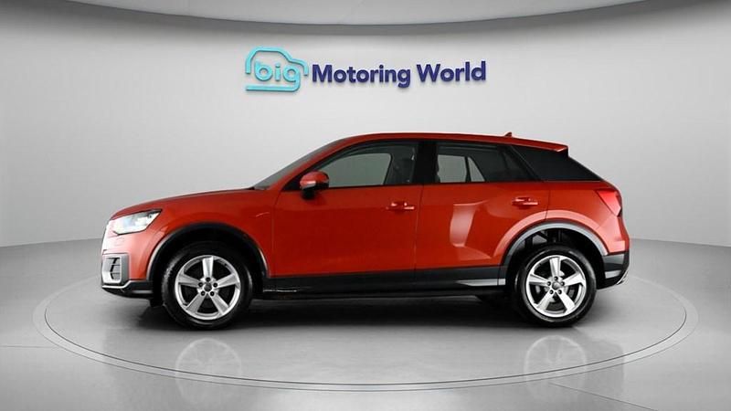 Used Audi Q2 Sport 150 HP (110 kW) 2018 Orange SUV