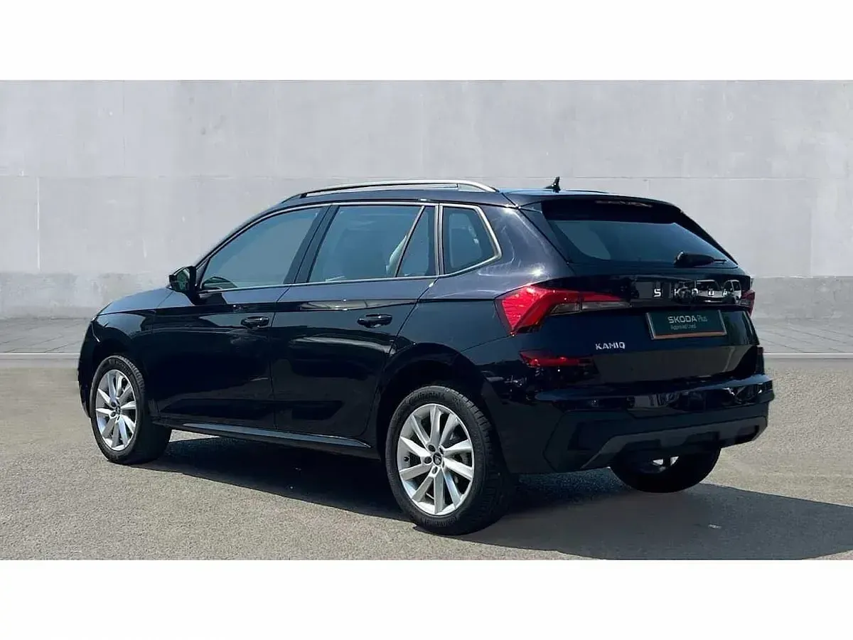Used Skoda Kamiq SE 116 HP (85 kW) 2025 Black magic pearl effect SUV