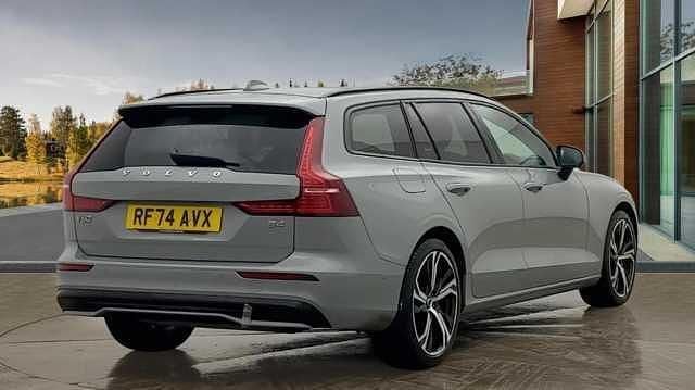 Used Volvo V60 Ultra 194 HP (142 kW) 2025 Estate