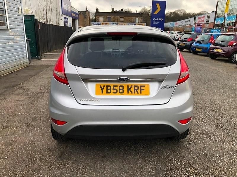 Used Ford Fiesta Style 82 HP (60 kW) 2009 Silver Hatchback