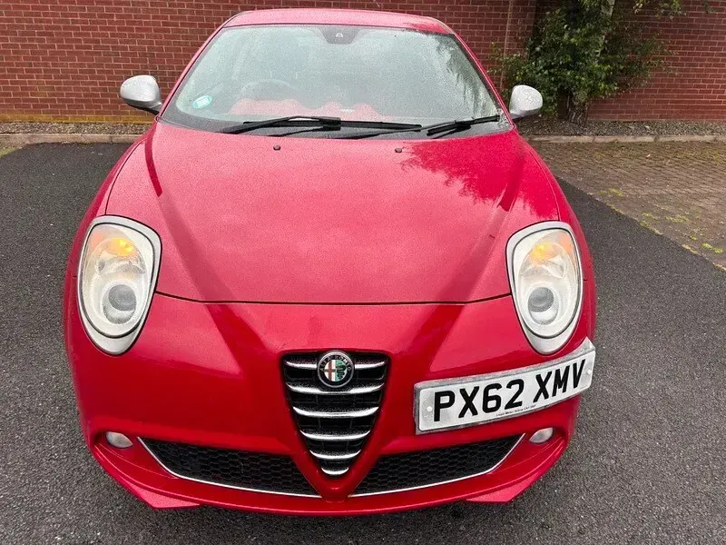 Used Alfa Romeo MiTo Sprint 105 HP (77 kW) 2012 Red Hatchback