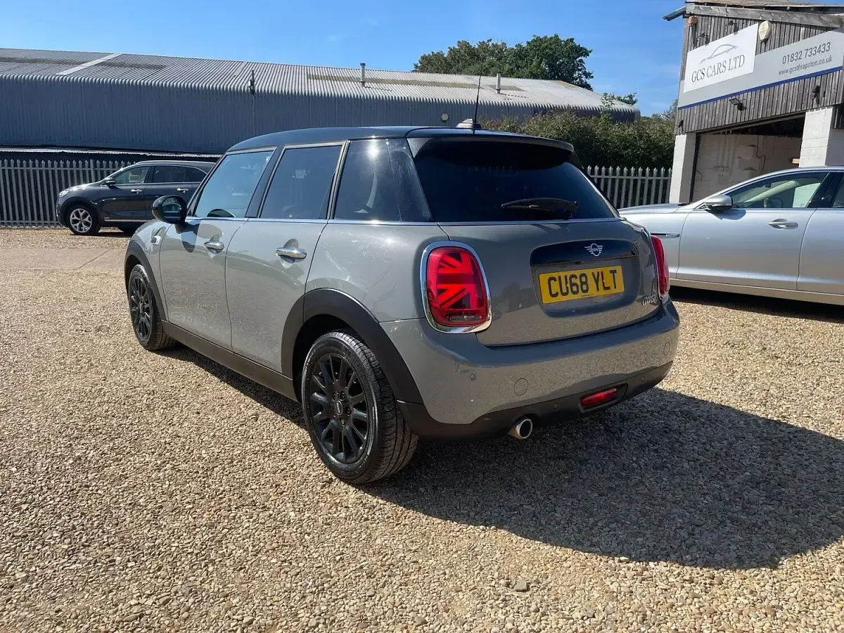 Used Mini Cooper Classic 2018 Grey Hatchback