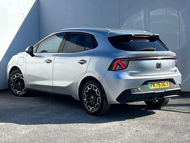 Usado MG MG4 EV 319 kW (435 HP) 2026 Prateado Citadino