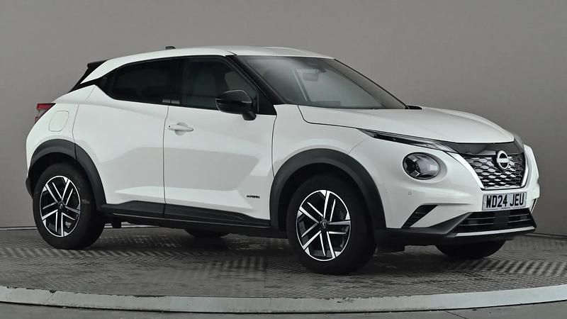 White Used 2024 Nissan Juke N-Connecta SUV | £16,498 (Good price) - Image 1/4