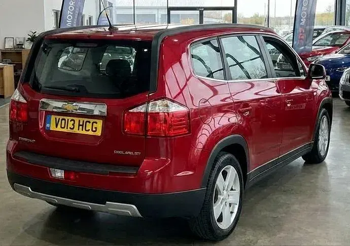 Used Chevrolet Orlando LT 141 HP (103 kW) 2013 Red MPV