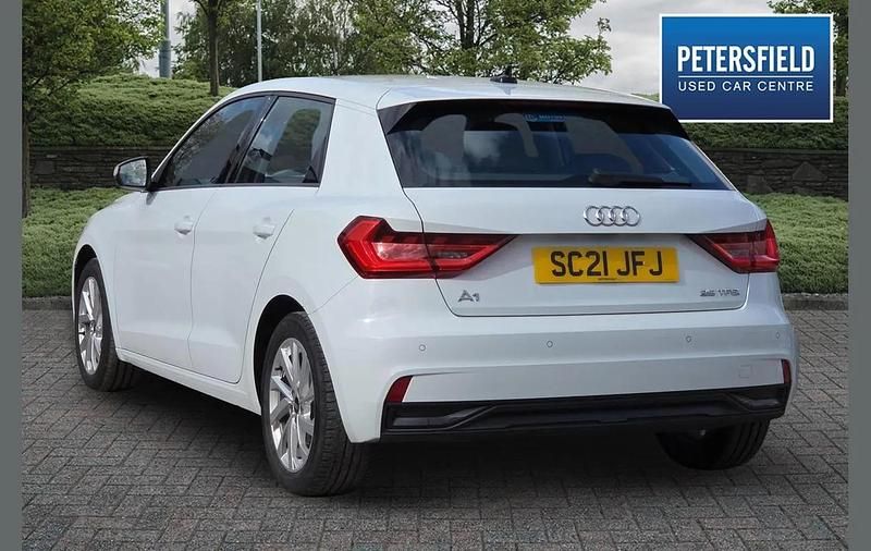 Used Audi A1 Sport 94 HP (69 kW) 2021 White SUV