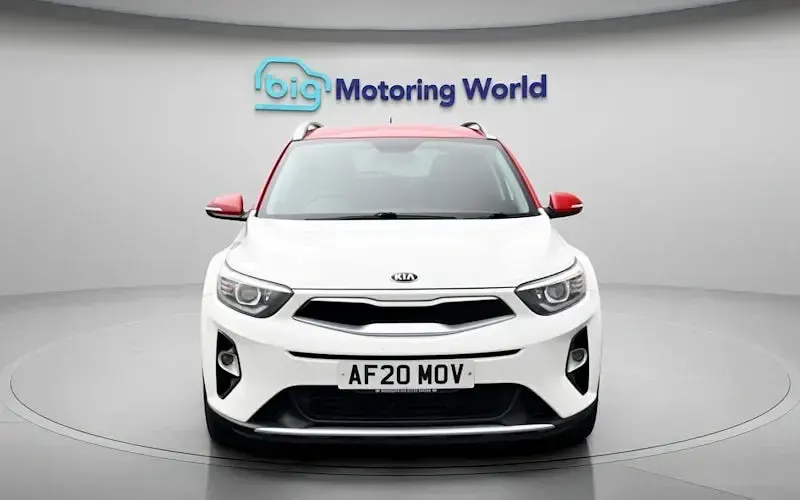 Used Kia Stonic 120 HP (88 kW) 2020 White SUV