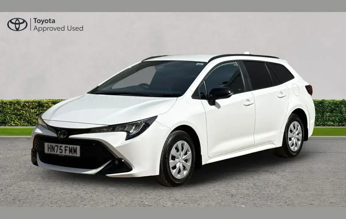 Used Toyota Corolla 138 HP (101 kW) 2025 White