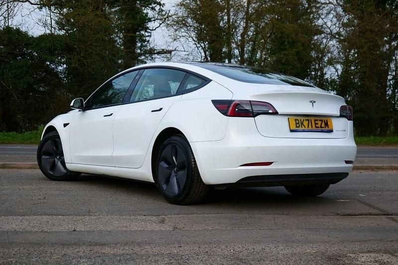 Used Tesla Model 3 Long Range AWD 254 kW (346 HP) 2021 White Sedan