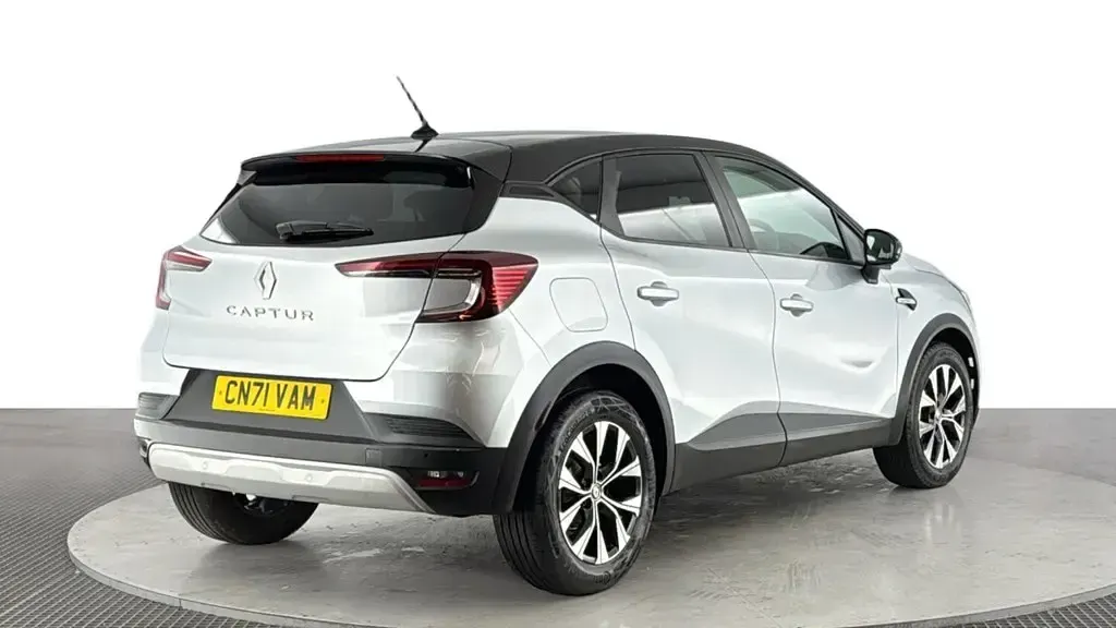 Used Renault Captur LIMITED 91 HP (66 kW) 2021 Grey/black SUV