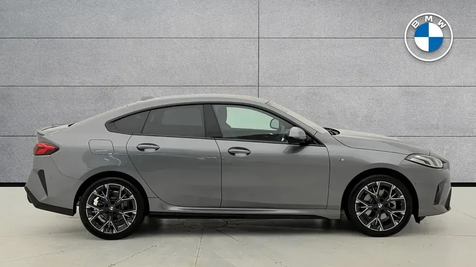 Usado BMW 220 M Sport 168 CV (123 kW) 2025 Gris Coupe