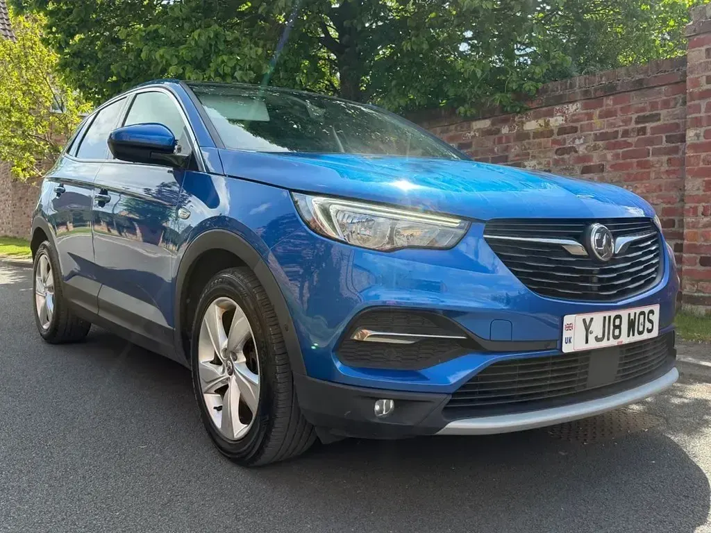 Second-hand Vauxhall Grandland X Elite 130 CP (95 kW) 2018 Albastru SUV