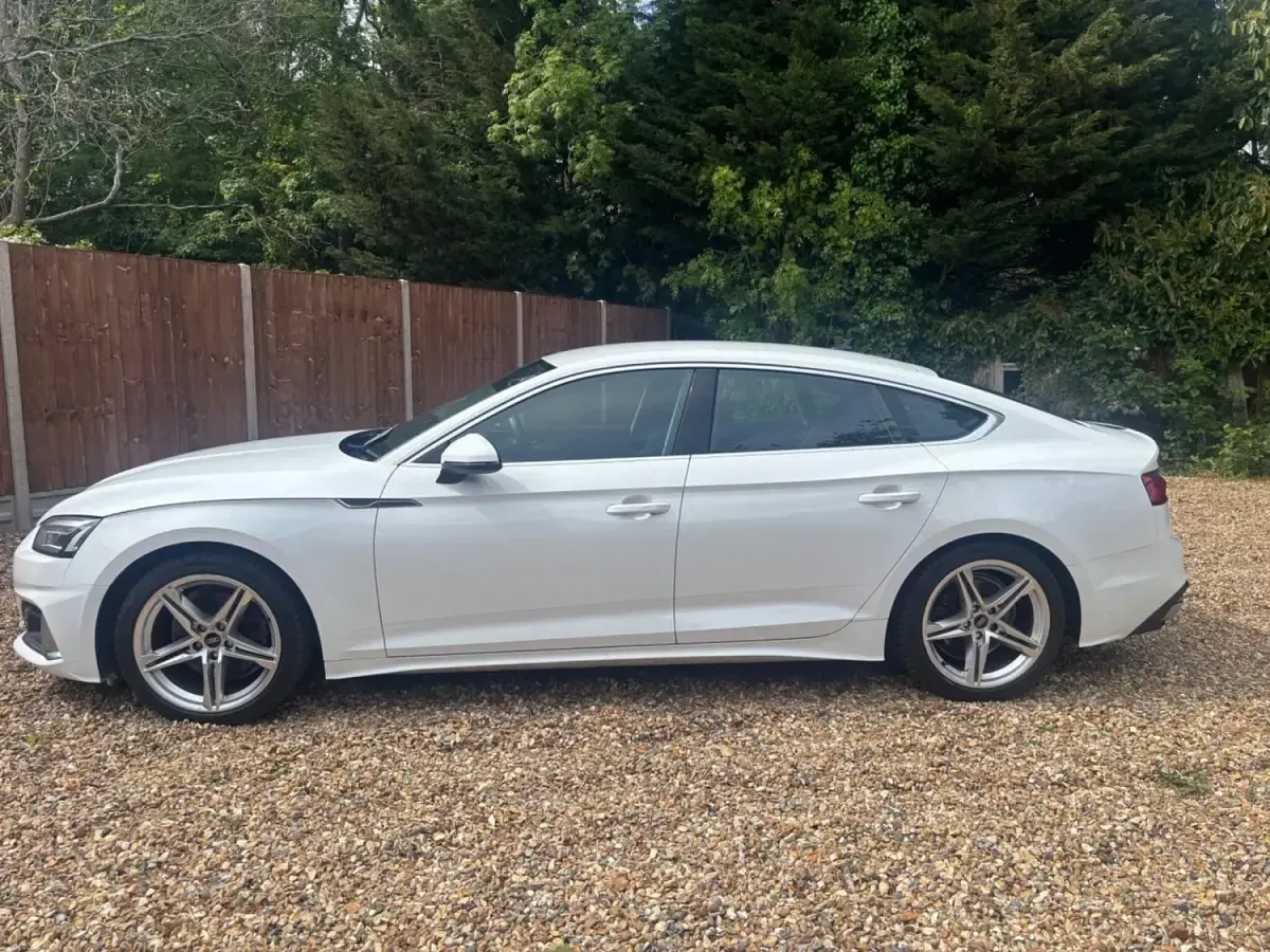 Usado Audi A5 Sportback Sport 2023 Blanco Utilitario