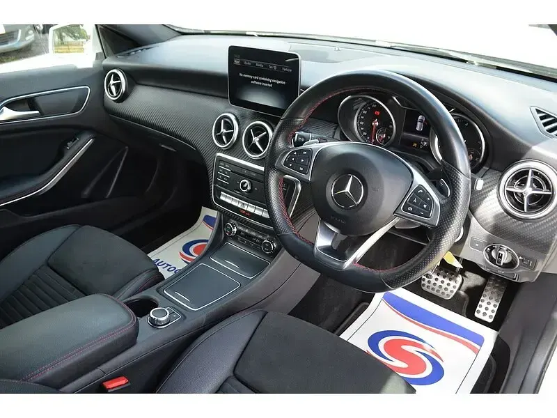 Used Mercedes A180 AMG line 2017 Silver Hatchback