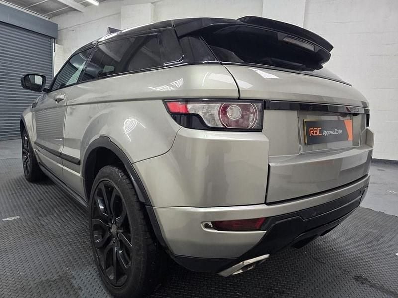 Used Land Rover Range Rover evoque Dynamic 240 HP (176 kW) 2011 Gold Coupe