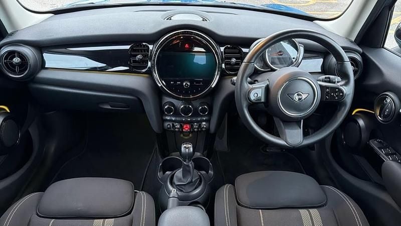 Used Mini Cooper S Classic 176 HP (129 kW) 2021 Blue Hatchback