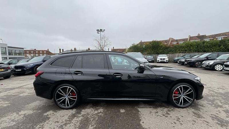 Used BMW 330e M Sport 288 HP (211 kW) 2024 Black Estate