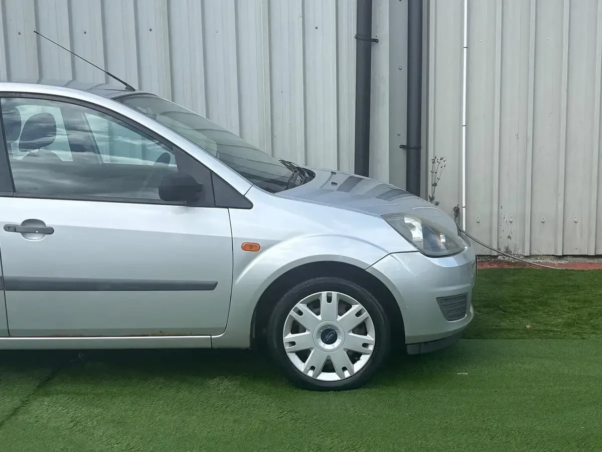 Used Ford Fiesta Style 2008 Silver Hatchback