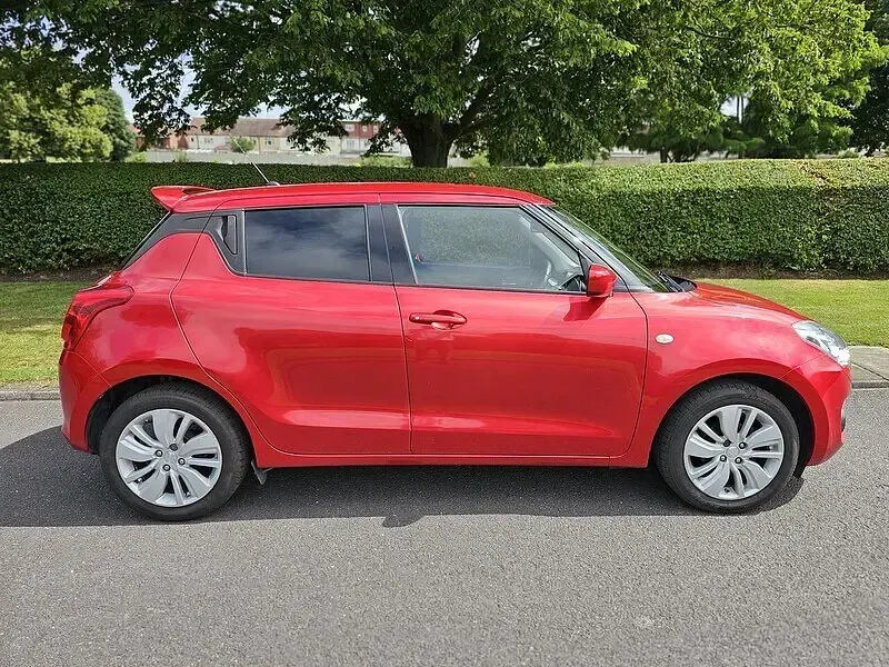 Used Suzuki Swift SZ-T 111 HP (81 kW) 2019 Red Hatchback