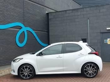 Used Toyota Yaris Hybrid Sport 116 HP (85 kW) 2023 White Hatchback