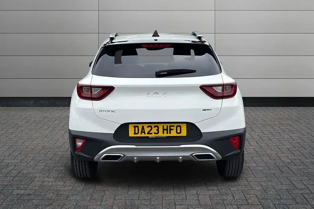 Used Kia Stonic GT-Line 2023 White SUV