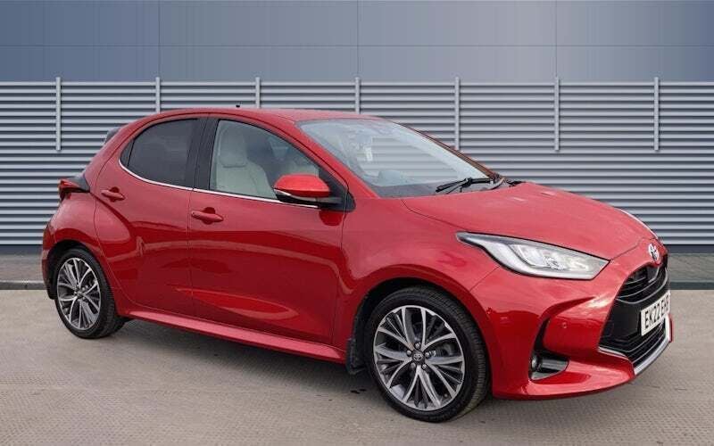 Used 2024 Toyota Yaris Hybrid Hatchback | £17,986 (Fair price) - Image 1/4