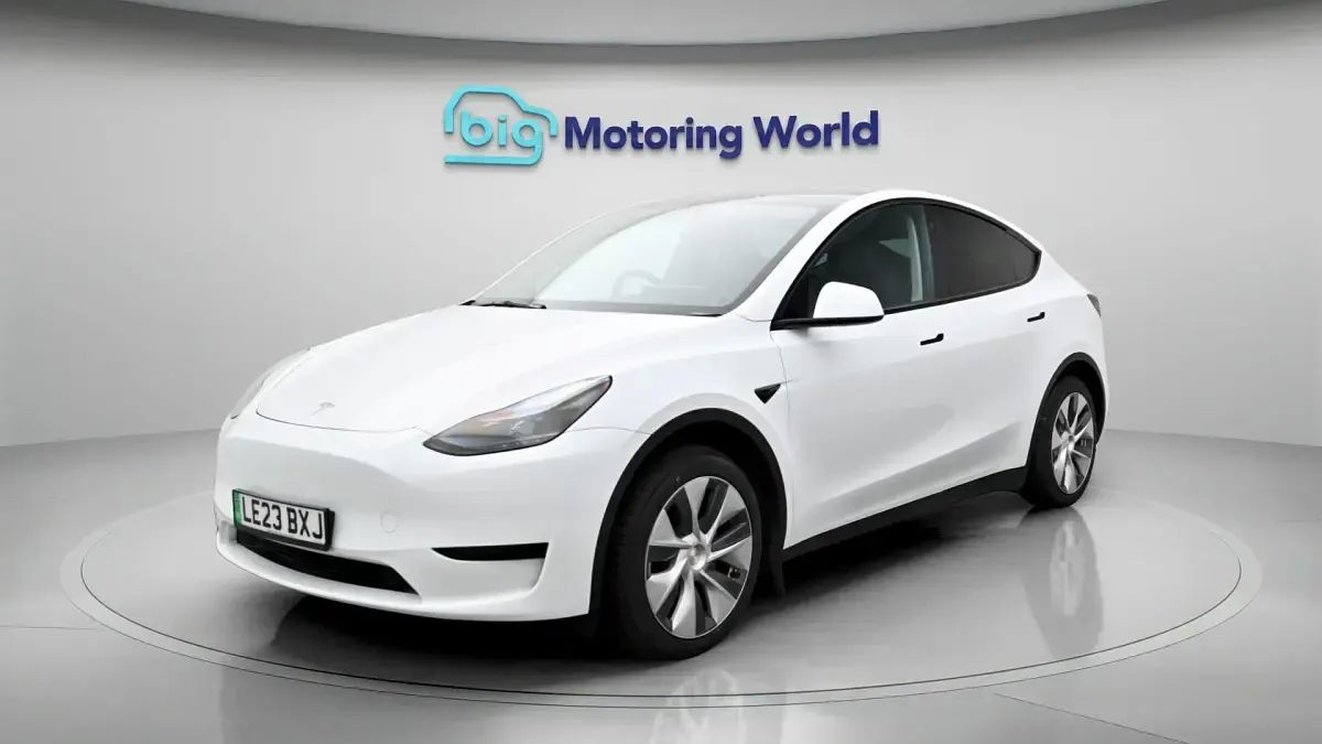 Used Tesla Model Y RWD 254 kW (346 HP) 2023 White SUV