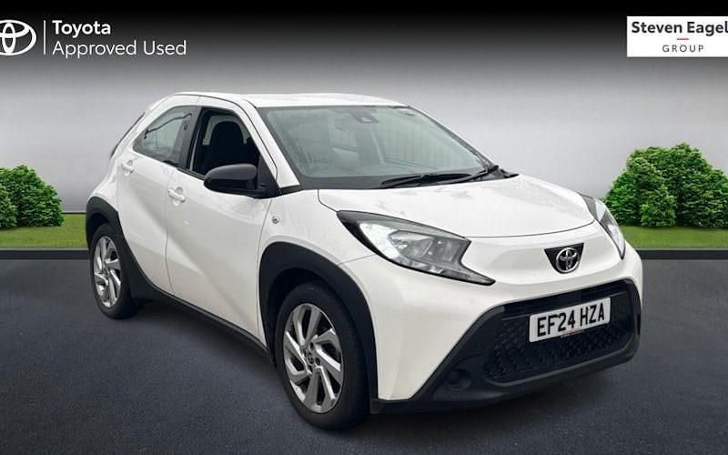 Used Toyota Aygo X PURE 72 HP (52 kW) 2025 SUV