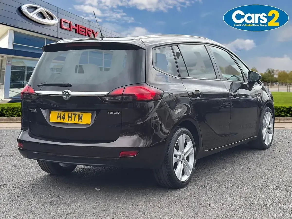 Used Vauxhall Zafira Tourer SRi 140 HP (102 kW) 2015 Brown MPV