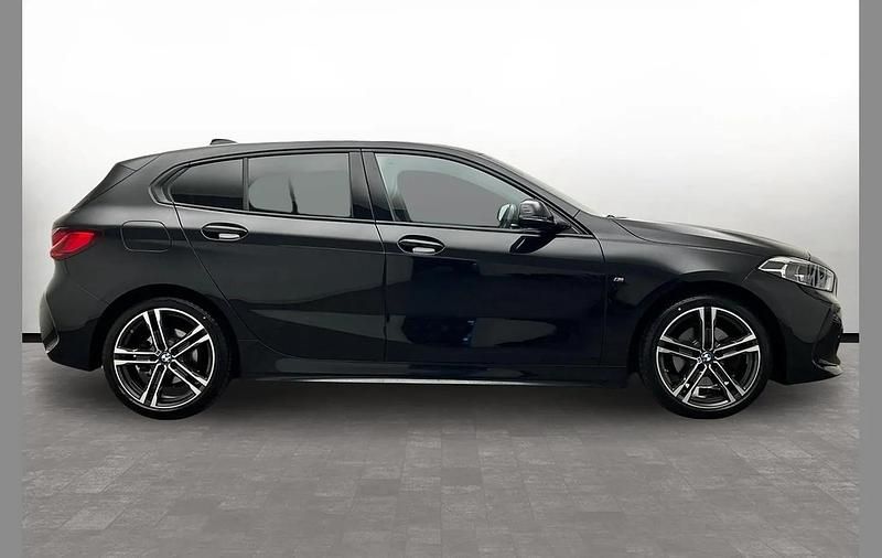 Used BMW 118 M Sport 136 HP (100 kW) 2023 Black Hatchback