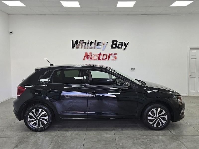 Usado VW Polo Active 2021 Preto Citadino