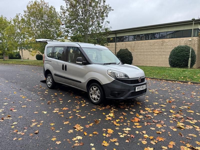 Used Fiat Doblò Pop 95 HP (69 kW) 2017 Silver MPV