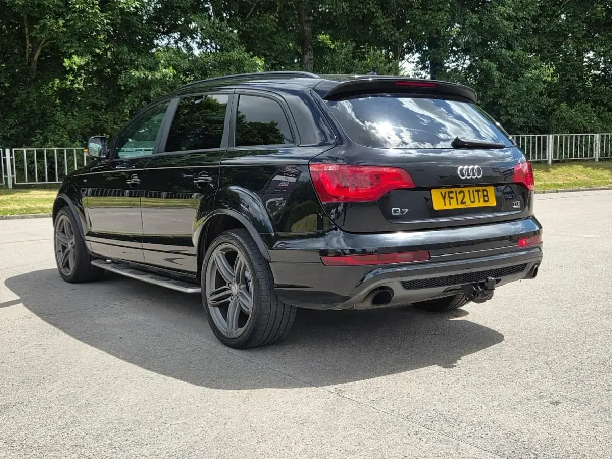 Used Audi Q7 S-line plus 245 HP (180 kW) 2012 Black SUV
