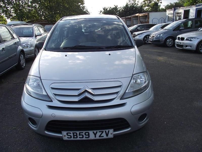 Used Citroën C3 VTR Sport 75 HP (55 kW) 2010 Silver Hatchback