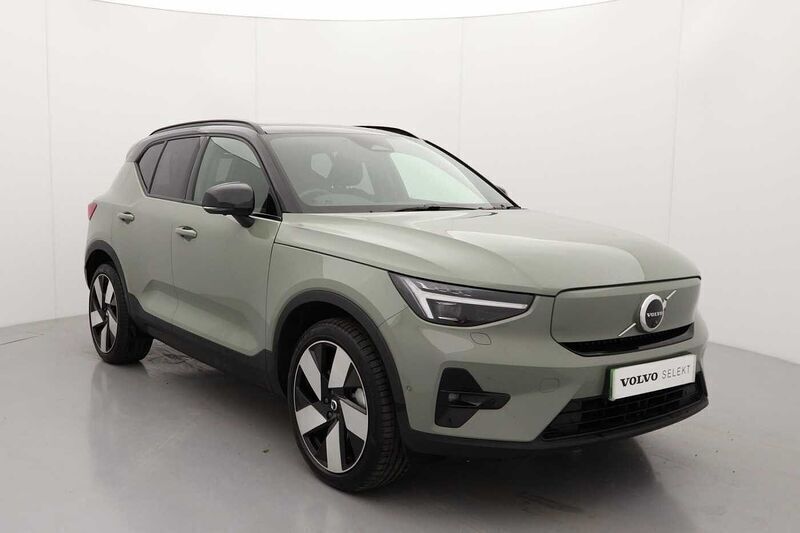New 2025 Volvo EX40 Ultra SUV | £43,995 (Super price) - Image 1/4