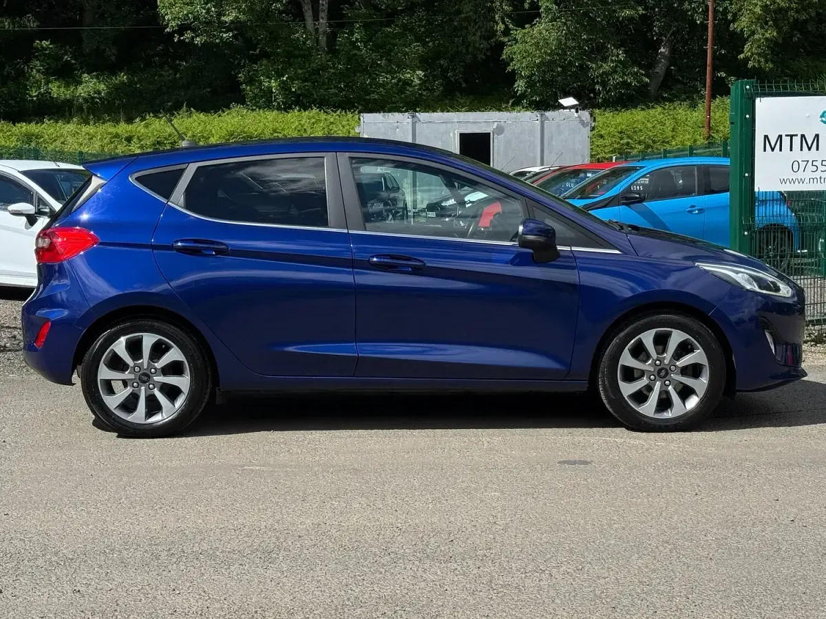 Used Ford Fiesta Zetec 100 HP (73 kW) 2017 Blue Hatchback