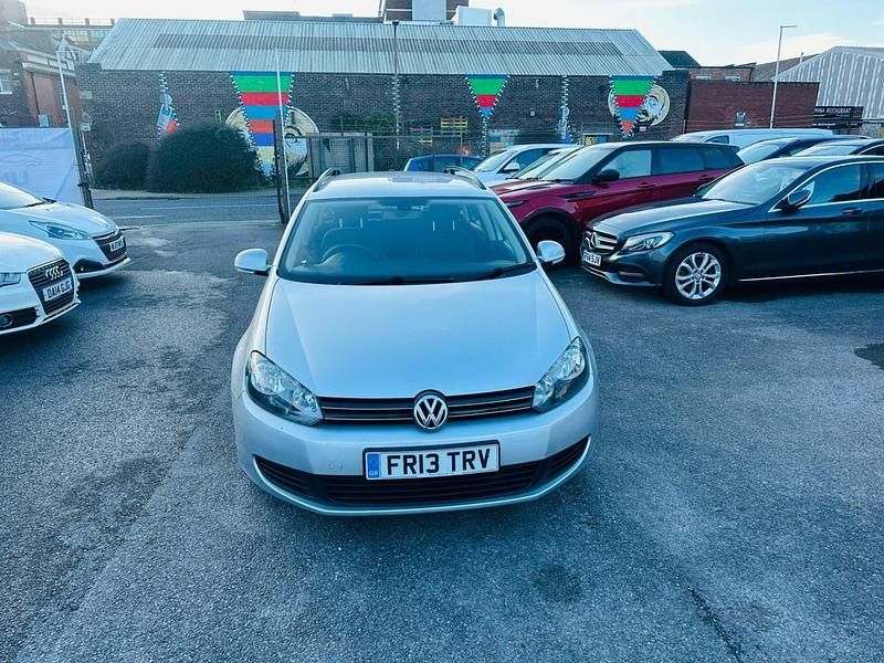 Used VW Golf VII SE 105 HP (77 kW) 2013 Silver Estate